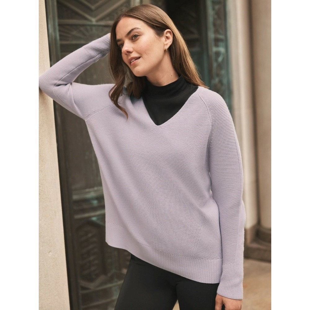 Athleta Hanover V-Neck Sweater Merino Wool Blend Ribbed Lilac Purple Small